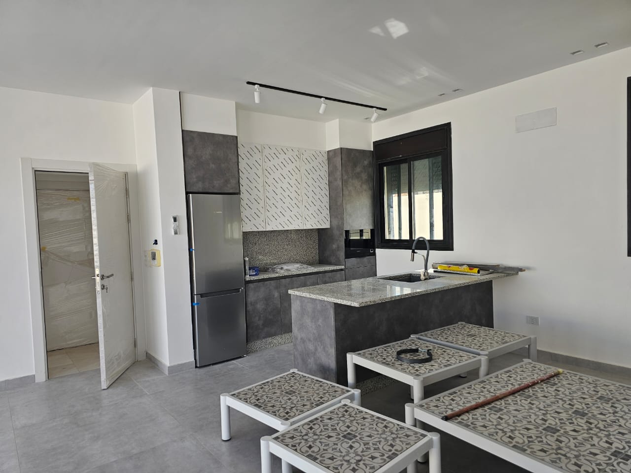 Chalet Structural & Finishes